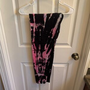Hard Tail Pink and Black Tie-Dye Leggings
